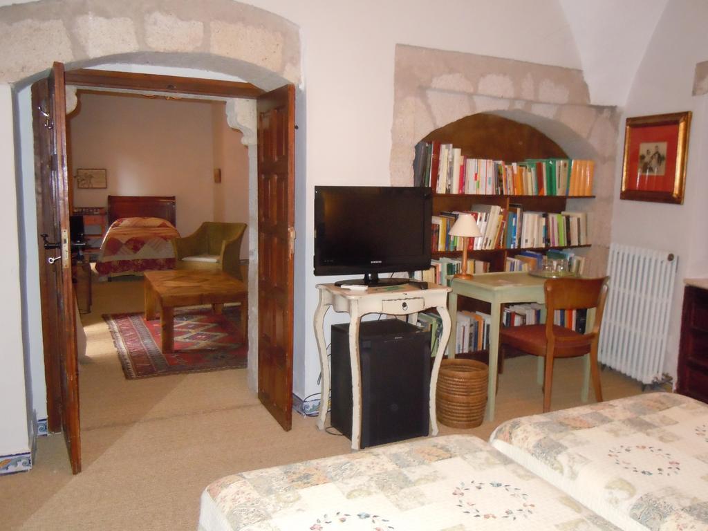 Palacio Chaves Hotel Trujillo Room photo